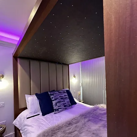 The Opulence Bradford (West Yorkshire)