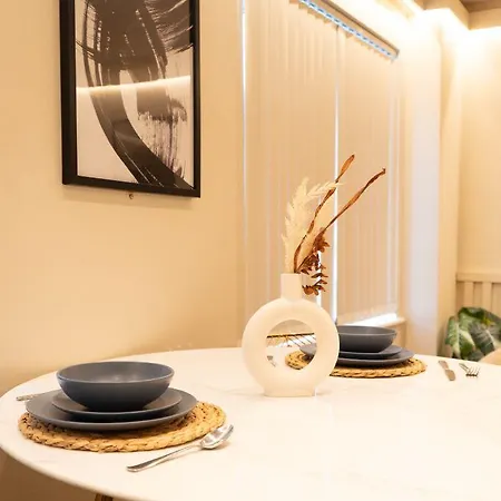 The Opulence Apartment *