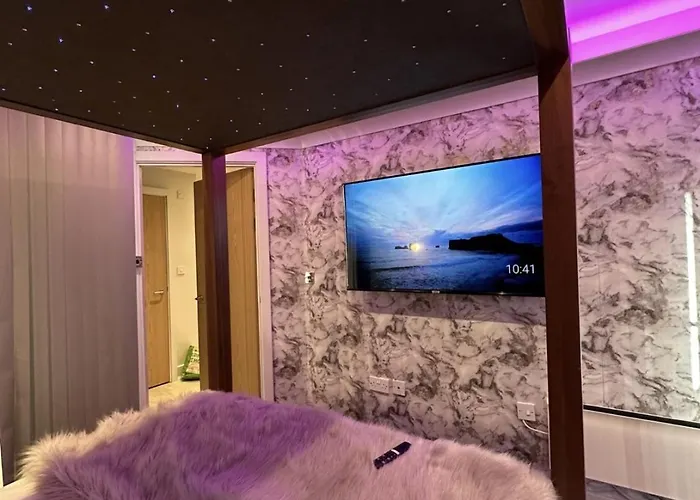 The Opulence Bradford (West Yorkshire)